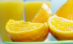 Whether you're drinking citrus or eating it, foods like oranges and grapefruits can help fight aging.