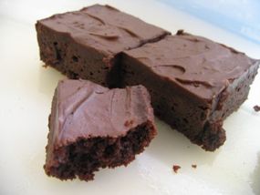 With careful planning, baked goods such as brownies can be safely shipped.