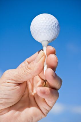 golf ball balance on tee