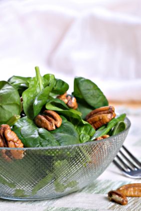 fresh spinach with pecans