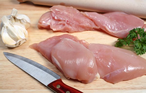 Raw chicken can be the source of some seriously nasty contamination if it's not handled properly.