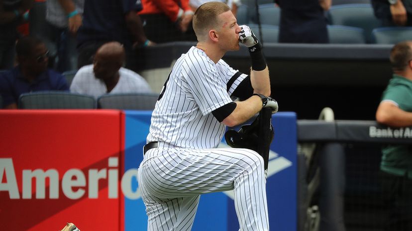 foul ball injuries baseball