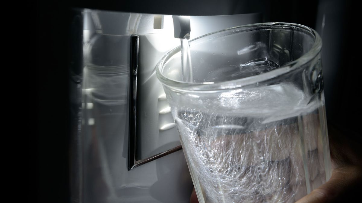 Slime in ice machines: How to spot the moldy mess