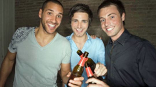 5 Fun Ideas for Hosting a Guys Night