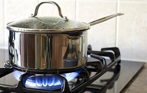 Tips You Need When Cooking With An Electric Stove