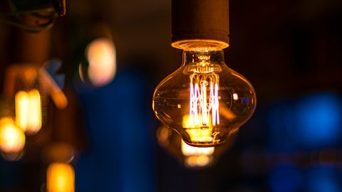 Thomas Edison Inventions: What Did He Invent? - Vimarsana News