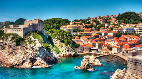 Exploring the Balkan States: 10 Countries on 1 Peninsula