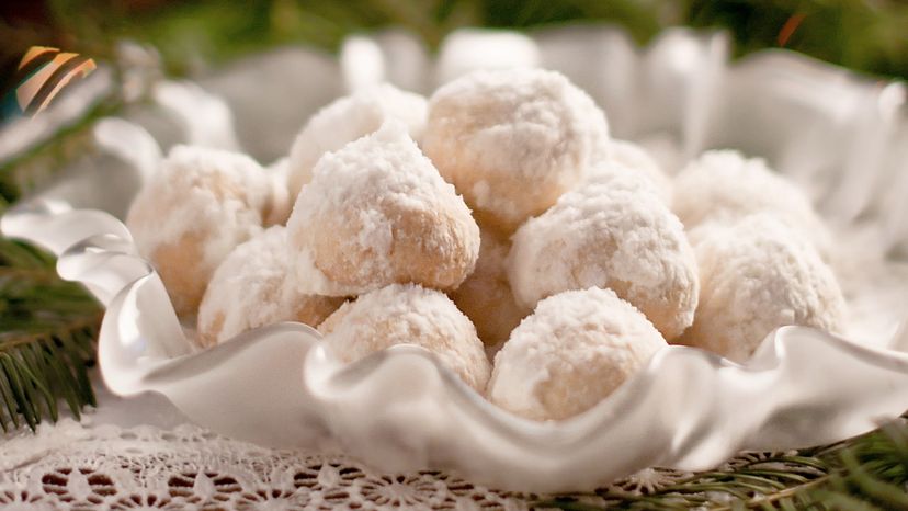 Russian tea cakes