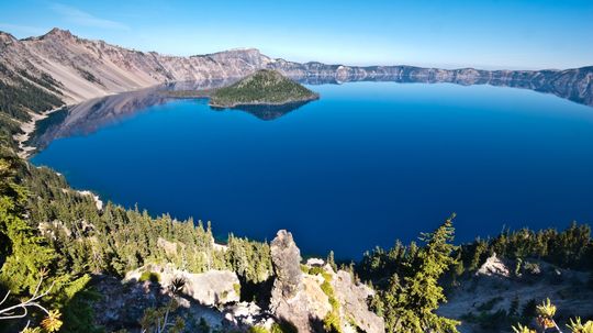 What Is the Deepest Lake in the U.S.?