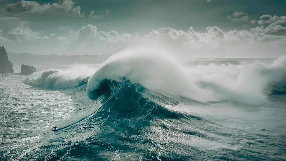 What Was the Largest Wave Ever Recorded?