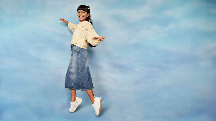 Girl wearing a straight skirt