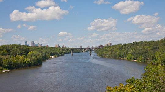 10 Longest Rivers in the U.S.: From the Missouri to the Brazos