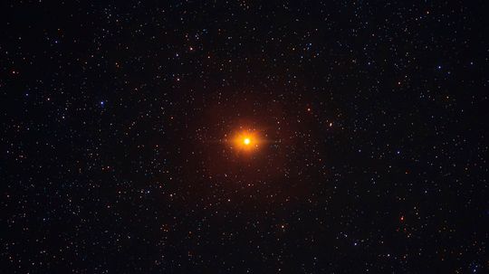 The Largest Star in the Universe Is 1,700x Bigger Than Our Sun