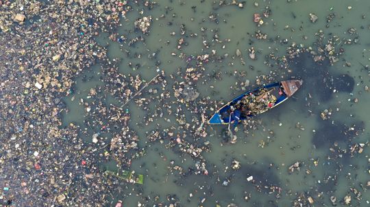 Great Pacific Garbage Patch: The World's Biggest Landfill in the Pacific Ocean