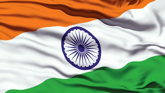 Telling One Green-White-Orange Flag From Another
