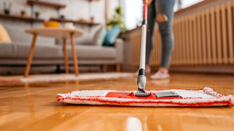 How to Clean Laminate Floors in 5 Easy Steps