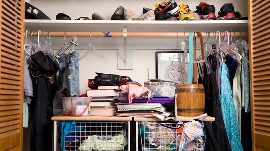 How to Organize a Closet in 5 Easy Steps
