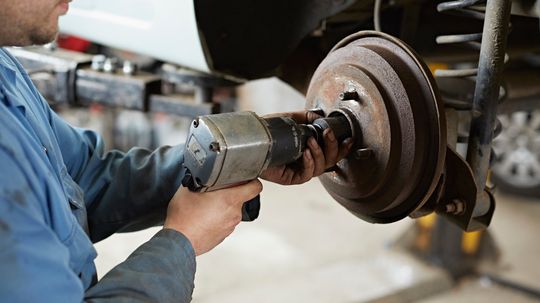 5 Signs That You Need Your Brakes Checked