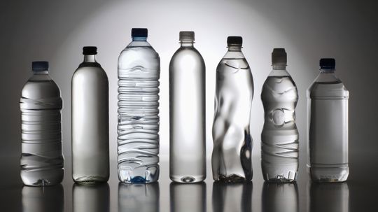 Healthiest Bottled Water: 12 Options Available in Stores