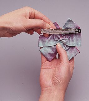 how to make a gift box bow