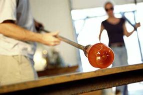 How glass blowing works