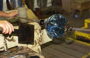 How glass blowing works