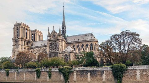 The 5 Key Characteristics of Gothic Architecture - Vimarsana News