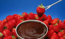 Strawberries and chocolate aren't expensive, but combining the two ingredients is as gourmet as it gets. Plus, who can turn up their nose to chocolate strawberries?