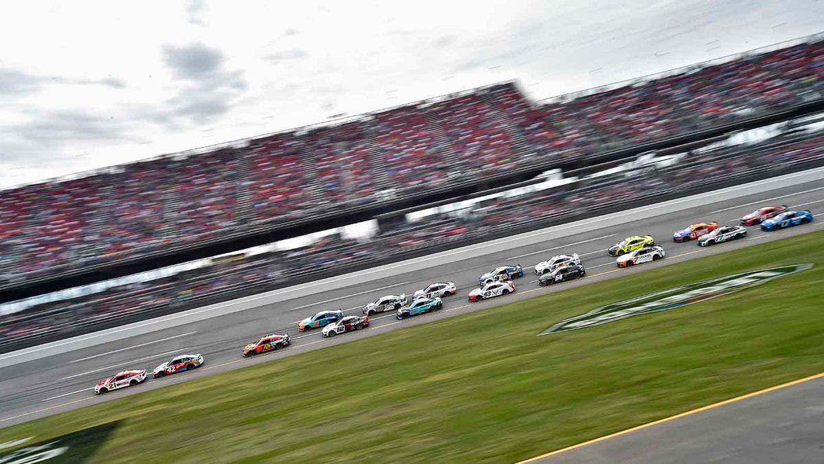 The 10 Greatest Race Car Drivers of All Time
