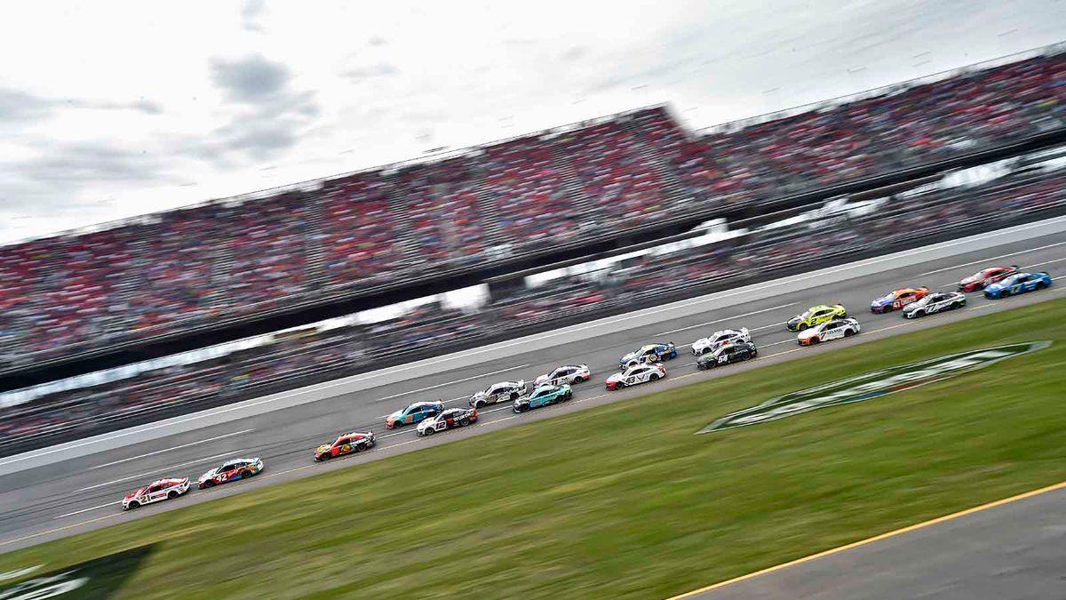 America's Top 10 Auto Racing Venues