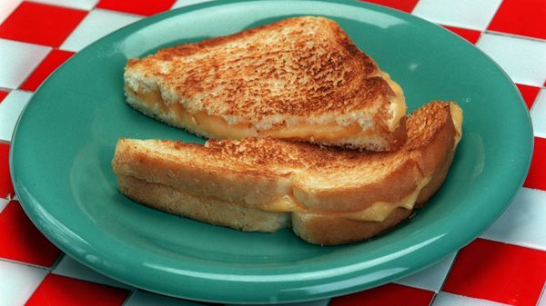 grilled cheese sandwich	