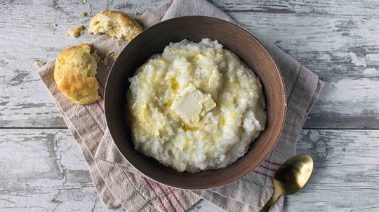 What's the Difference Between Grits and Polenta?