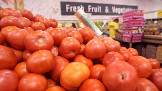 The Quest to Fix the Grocery Store Tomato