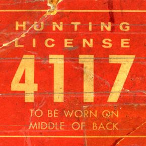 一张20世纪30年代的古董狩猎许可证。＂width=