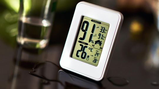 You Have a Thermostat, But Do You Need a Hygrometer, Too?