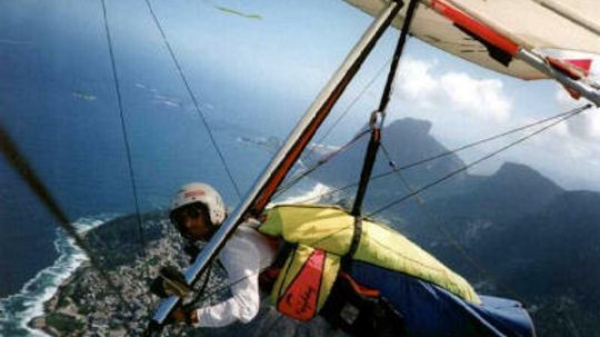 How Hang Gliding Works