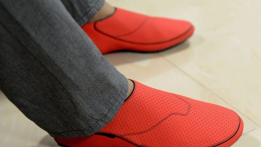 How Haptic Footwear Works