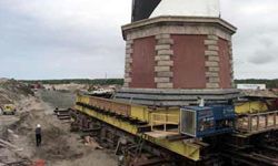 The Cape Hatteras lighthouse slowly made its way to safer ground.