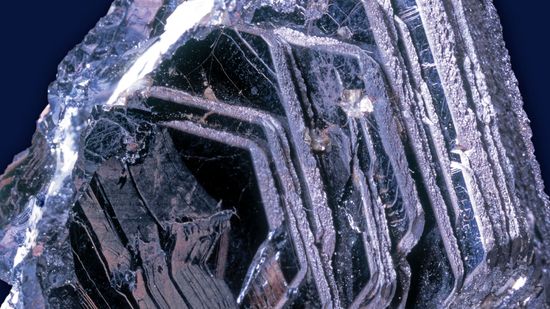 Hematite, a Shape-shifting Mineral From the Stone Age