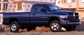 2003 Dodge Ram，具有5.7升Hemi Magnum V-8“border=