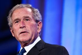 美国总统布什(George w . Bush)”border=