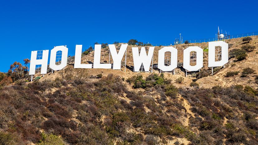 hollywood sign