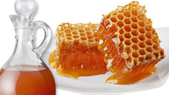 Does honey vinegar acid help skin?