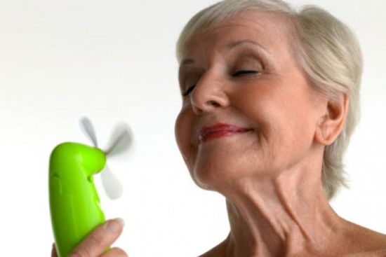 What causes hot flashes?