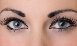 Applying single eyelashes might at first seem intimidating, but you can't argue with the results! 