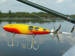 You can switch out the treble hooks on this lure for easier hook removal.