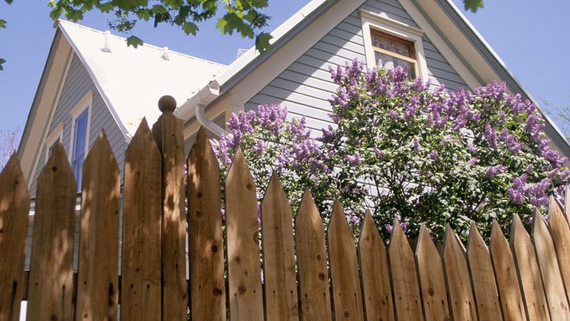 RESIDENTIAL FENCE REPLACEMENT