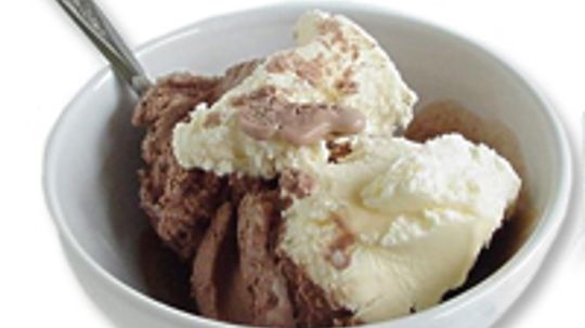 What causes an ice cream headache?