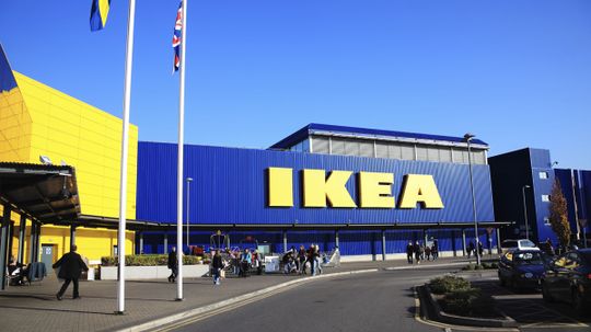 10 IKEA Etiquette Rules