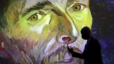From Van Gogh to Meow Wolf: Get Lost in 6 Immersive Art Experiences - Vimarsana News